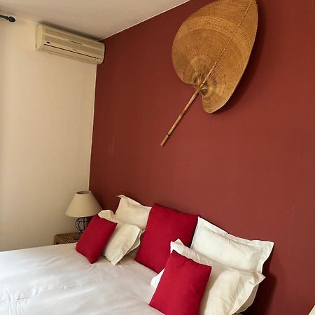 La Bruceliere Bed and Breakfast Issigeac Εξωτερικό φωτογραφία